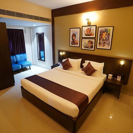 Hotel Neyyar Residency Neyyattinkara Zewnętrze zdjęcie